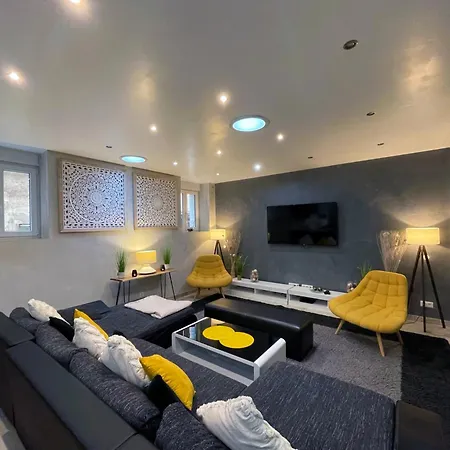 Standing Piscine Interieur Privatisee . * Mutzig