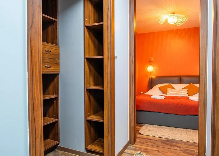 Standing Piscine Interieur Privatisee . Apartment *